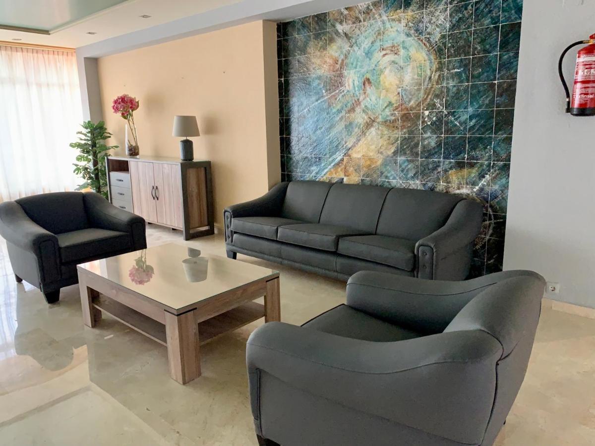 Ar Apartments - Central And Modern Apartment In בנאלמדנה מראה חיצוני תמונה